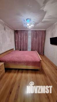 3-к квартира, посуточно, 85м2, 2/5 этаж