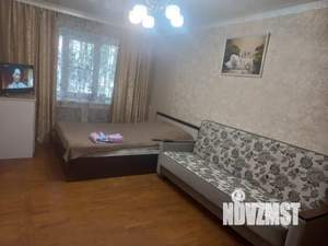 2-к квартира, посуточно, 42м2, 1/5 этаж