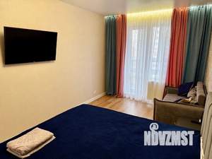 1-к квартира, посуточно, 39м2, 4/9 этаж