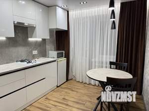 1-к квартира, посуточно, 42м2, 5/10 этаж