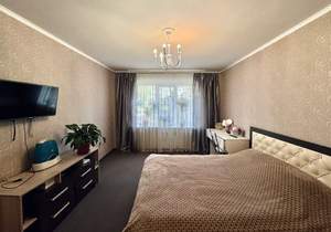 3-к квартира, вторичка, 64м2, 1/10 этаж