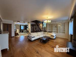 3-к квартира, вторичка, 197м2, 5/5 этаж