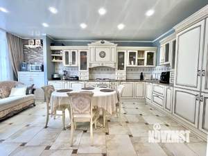 4-к квартира, вторичка, 135м2, 7/10 этаж