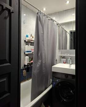3-к квартира, вторичка, 64м2, 1/9 этаж