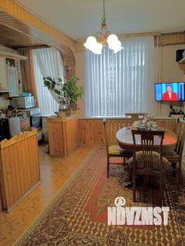 3-к квартира, вторичка, 101м2, 2/5 этаж