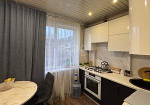 4-к квартира, вторичка, 78м2, 3/5 этаж