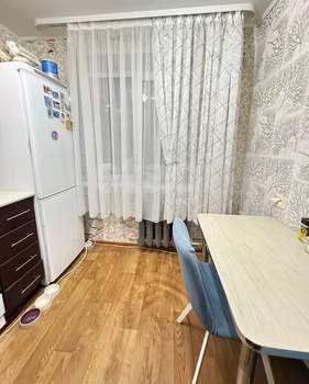 2-к квартира, вторичка, 43м2, 1/5 этаж