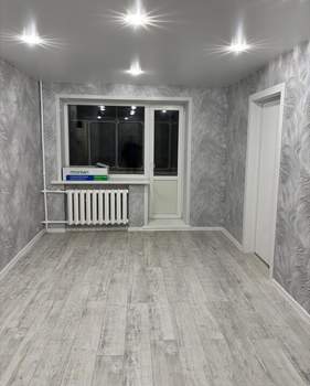 2-к квартира, вторичка, 42м2, 3/5 этаж