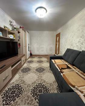 2-к квартира, вторичка, 43м2, 1/5 этаж