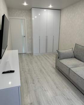1-к квартира, вторичка, 42м2, 1/12 этаж