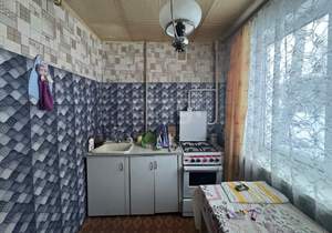 2-к квартира, вторичка, 47м2, 1/5 этаж