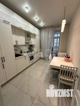 2-к квартира, вторичка, 62м2, 1/8 этаж