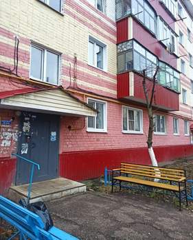 2-к квартира, вторичка, 43м2, 1/5 этаж