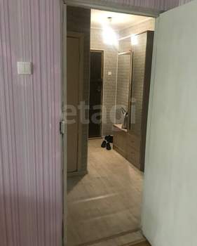 4-к квартира, вторичка, 77м2, 1/5 этаж