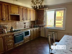 3-к квартира, вторичка, 82м2, 9/10 этаж