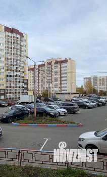 2-к квартира, вторичка, 58м2, 1/10 этаж