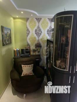 4-к квартира, вторичка, 100м2, 3/10 этаж