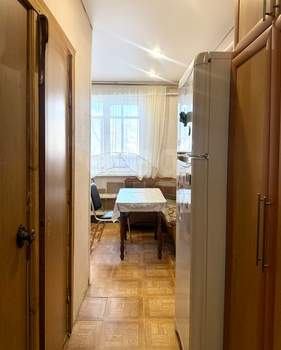 3-к квартира, вторичка, 64м2, 1/9 этаж