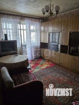 3-к квартира, вторичка, 58м2, 3/5 этаж