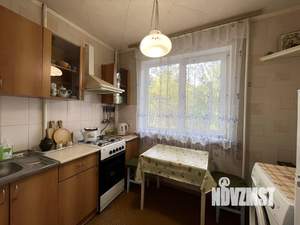 3-к квартира, вторичка, 61м2, 2/5 этаж