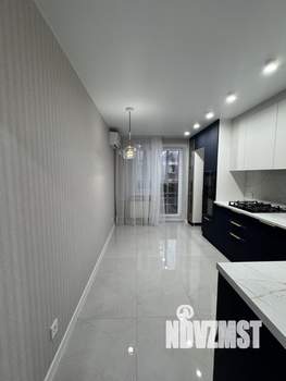 2-к квартира, вторичка, 63м2, 9/9 этаж