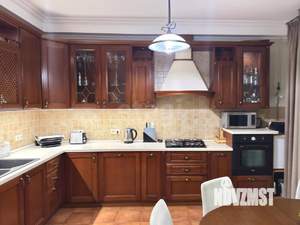 2-к квартира, вторичка, 77м2, 1/10 этаж