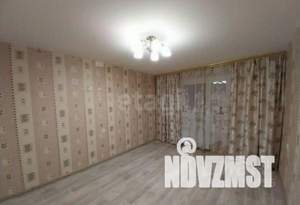 2-к квартира, вторичка, 55м2, 1/10 этаж