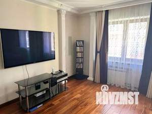 4-к квартира, вторичка, 138м2, 3/6 этаж