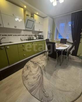 3-к квартира, вторичка, 80м2, 2/10 этаж