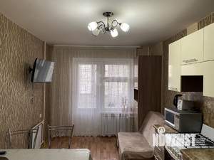 2-к квартира, вторичка, 58м2, 1/10 этаж