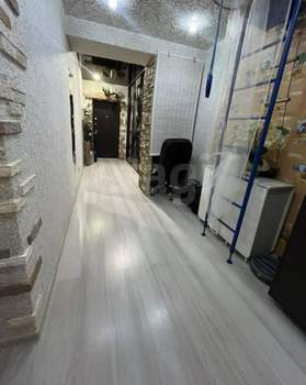 2-к квартира, вторичка, 62м2, 1/9 этаж