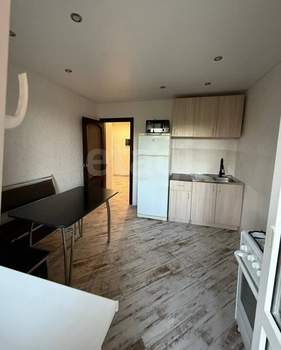 1-к квартира, вторичка, 38м2, 3/5 этаж