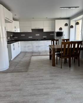 3-к квартира, вторичка, 97м2, 6/9 этаж