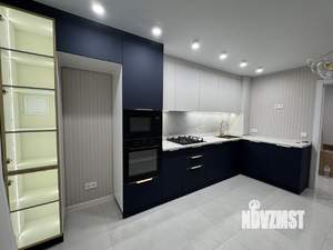 2-к квартира, вторичка, 63м2, 9/9 этаж