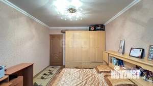 2-к квартира, вторичка, 61м2, 8/10 этаж