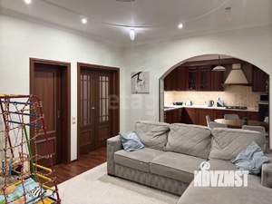 2-к квартира, вторичка, 77м2, 1/10 этаж