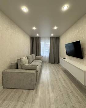 1-к квартира, вторичка, 42м2, 1/12 этаж