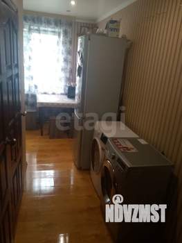 3-к квартира, вторичка, 64м2, 1/4 этаж