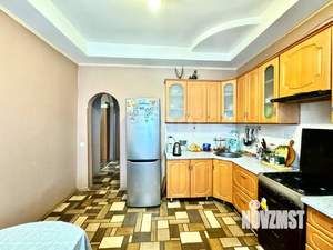 3-к квартира, вторичка, 75м2, 1/4 этаж