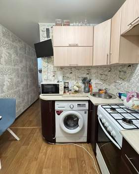 2-к квартира, вторичка, 43м2, 1/5 этаж