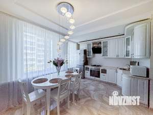 2-к квартира, вторичка, 141м2, 5/5 этаж