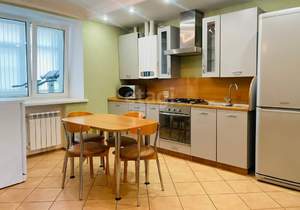 3-к квартира, вторичка, 83м2, 1/5 этаж