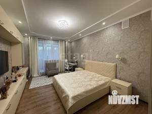 3-к квартира, вторичка, 95м2, 1/10 этаж