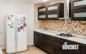 2-к квартира, вторичка, 65м2, 9/10 этаж