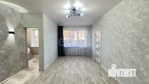 2-к квартира, вторичка, 39м2, 1/4 этаж