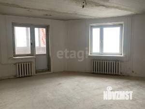 3-к квартира, вторичка, 100м2, 1/7 этаж