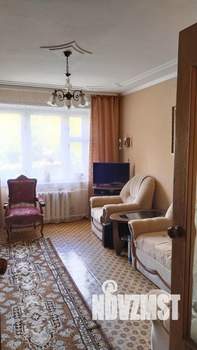 3-к квартира, вторичка, 63м2, 1/9 этаж