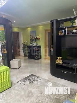 4-к квартира, вторичка, 100м2, 3/10 этаж