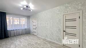 2-к квартира, вторичка, 39м2, 1/4 этаж