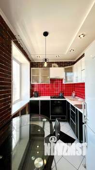 2-к квартира, вторичка, 42м2, 4/4 этаж